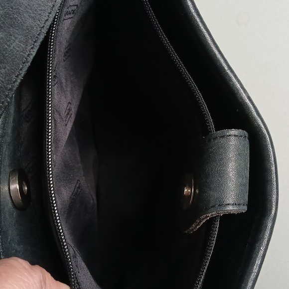 Coach - 6003 - LegacyChelsea Shoulder Bag - Black - Picture 5 of 13